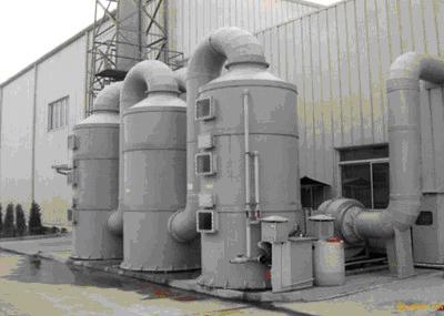 三乙胺廢氣處理設(shè)備工作原理：由于三乙胺廢氣呈堿性，因此采用磷酸與其發(fā)生中和反應(yīng)生成三乙胺磷酸鹽，達(dá)到凈化作用?；瘜W(xué)方程式為：（CH3CH2）3N＋H3PO4→（CH3CH2）3N?H3PO4<三乙胺磷酸鹽>。因三乙胺在水中的溶解度大，經(jīng)過充分的實踐，選用2%－4%的噴淋狀態(tài)下的稀磷酸溶液為中和吸收液，處理效果佳