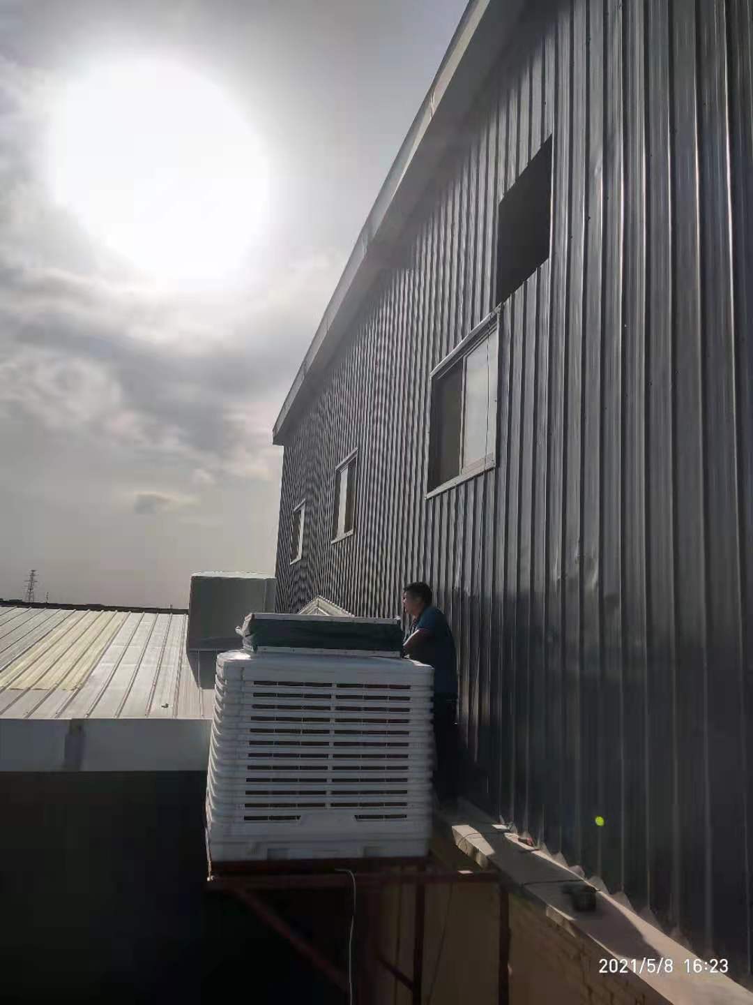 又名節(jié)能環(huán)保空調(diào),冷風機，冷氣機，蒸發(fā)空調(diào)，省電空調(diào)，水冷空調(diào)，節(jié)能空調(diào)，中央空調(diào)，是倡導的節(jié)能產(chǎn)品！